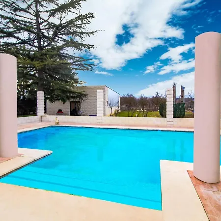 Belvilla By Oyo La Casa De Valen Villamuriel De Cerrato Exterior photo