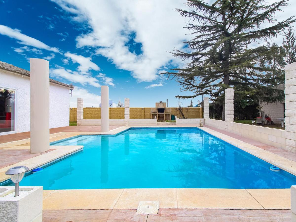 Villa Belvilla By Oyo La Casa De Valen