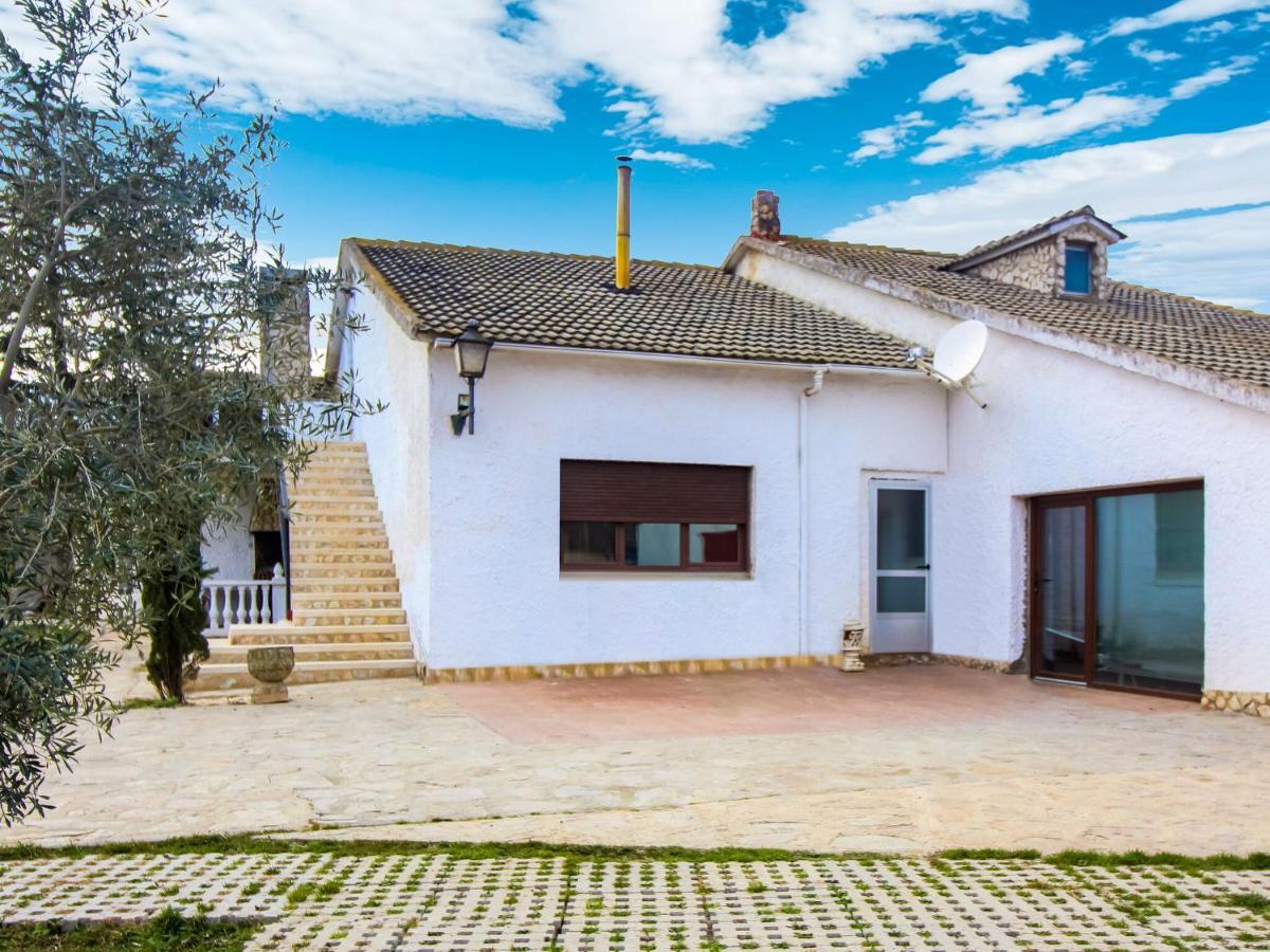 Villa Belvilla By Oyo La Casa De Valen Villamuriel De Cerrato